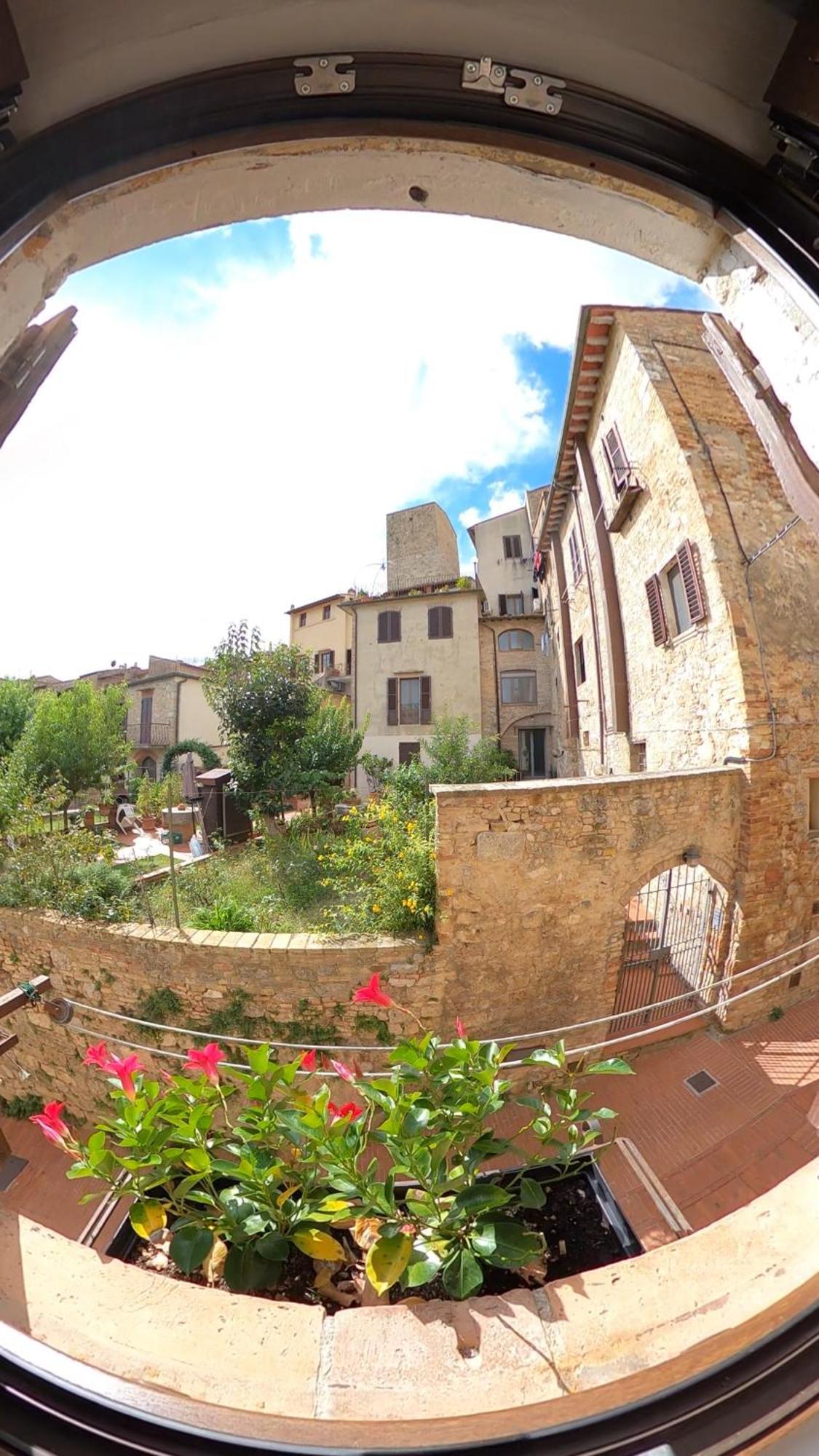 Apartament Casa Nel Centro Storico San Gimignano Zewnętrze zdjęcie