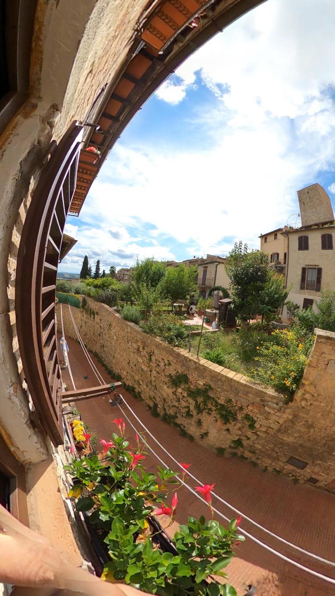 Apartament Casa Nel Centro Storico San Gimignano Zewnętrze zdjęcie